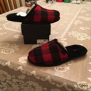 Ugg Scuff Buffalo Plaid Men’s Slippers size 11!